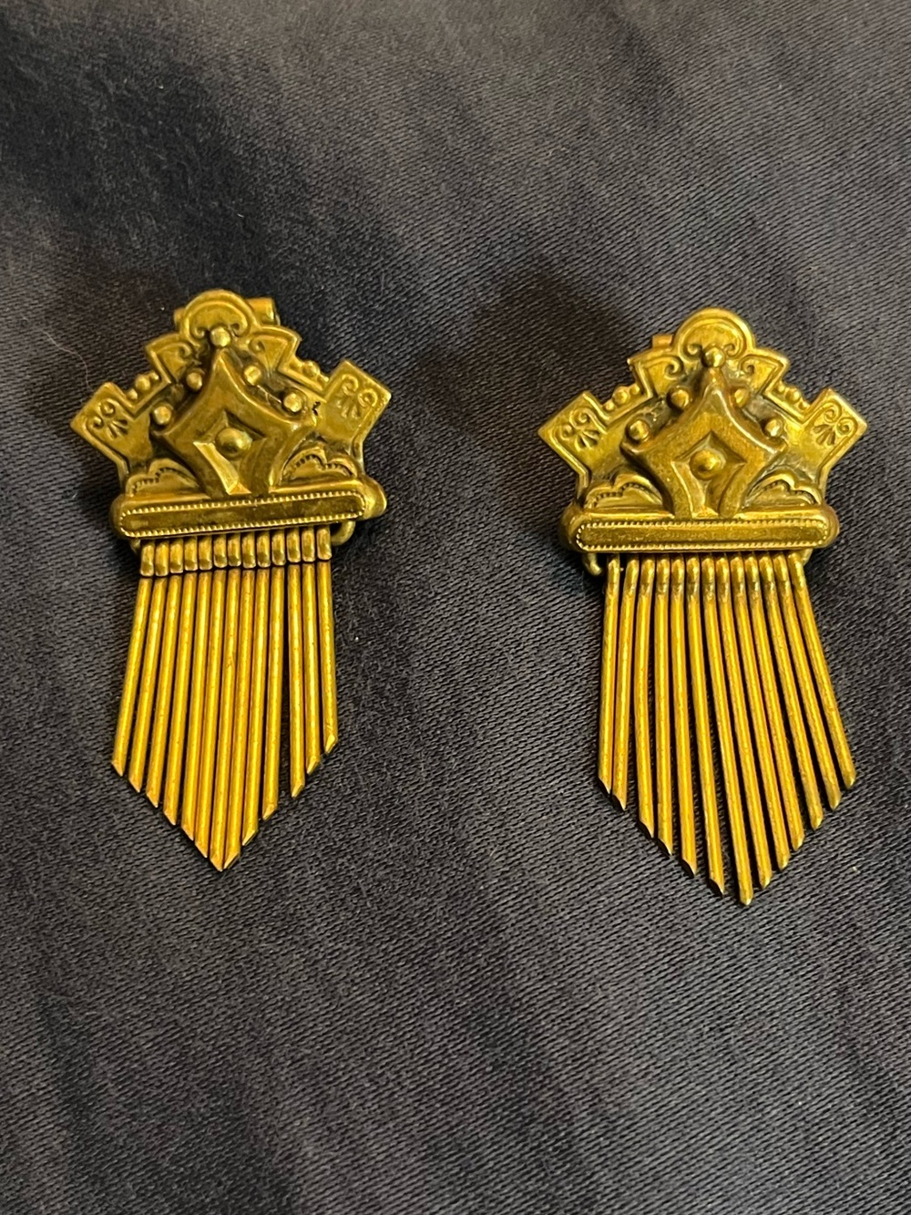 Antique 1930s Gold-tone Victorian/ Art-Deco Style Fringe Clip-on Earrings